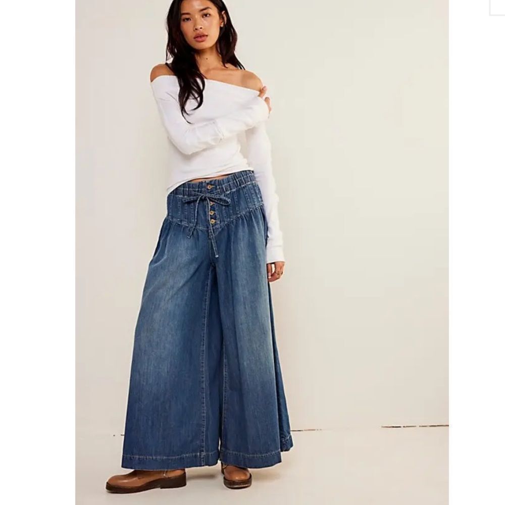 We The Free Forget Me Knot Pull-On Jeans